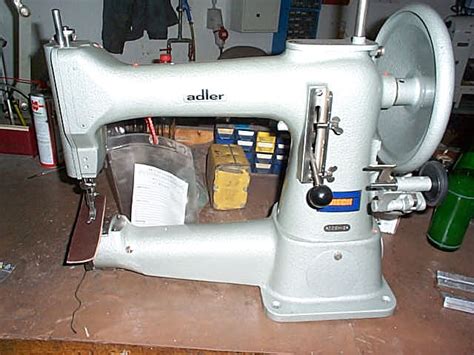 Sieck ADLER KL 105 6 Heavy Duty Arm Typ Sewing Machine With Barrel