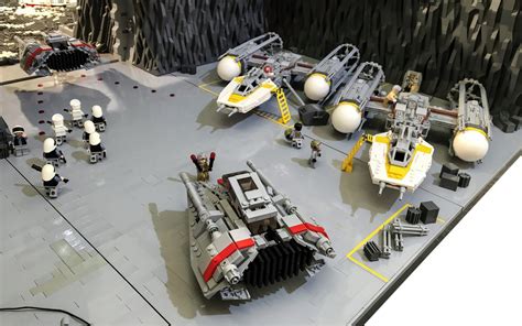 Insane STAR WARS LEGO Diorama Features the Epic Battle of Rhen Va ...