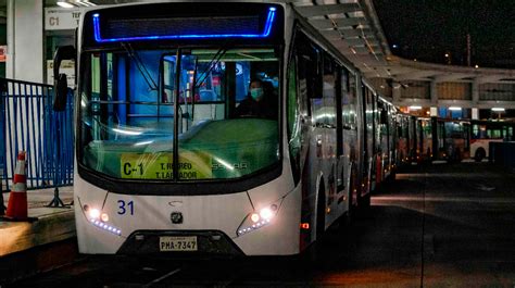 Quito Parada De Ecov A Cierra Por D As Y Ruta Del Troleb S Cambia