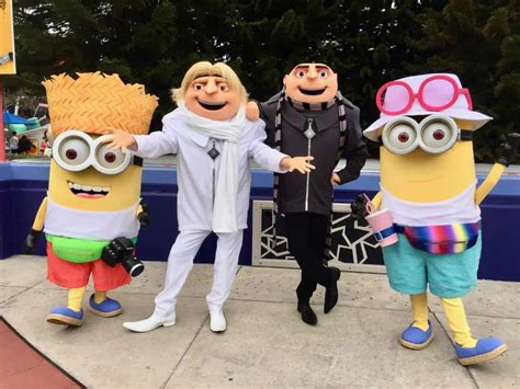 VIDEO: New "Despicable Me 3" meet-and-greets introduce Gru's brother ...