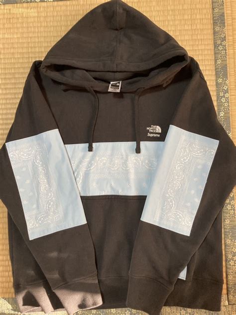 Supremethe North Face Bandana Hooded Sweatshirt Medium Ss