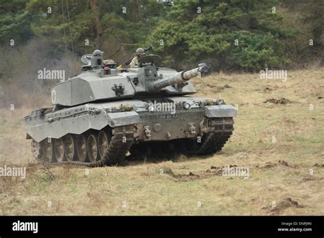 British Army Challenger Main Battle Tank Mbt Stock Photo Alamy