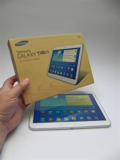 Samsung Galaxy Tab 3 10 1 Unboxing Wood Themed Box Hides Nothing