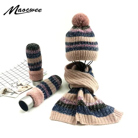 Scarf Hat And Gloves Set Three Piece Set For Women Pompon Skullies Beanies Knitting Autumn And