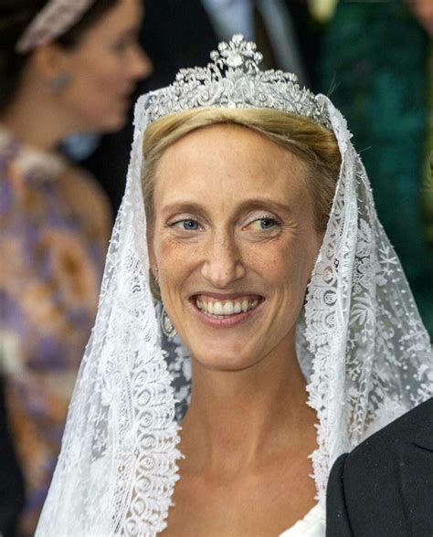 La Princesse Maria Laura Porte Le Diad Me De Savoie Aoste Son Mariage