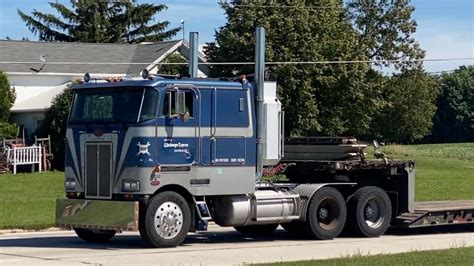 Truck Spotting To Conclude Summer Fsc Trucking Cabover Spotted Youtube