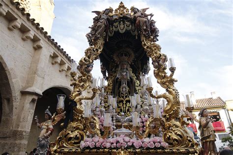 La procesión del Remedio de Ánimas de Córdoba en imágenes