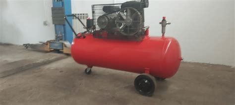 Kompresor 150 litara