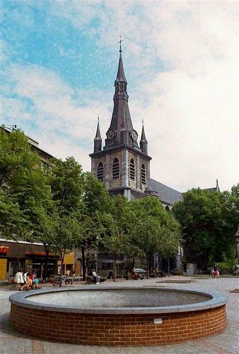 Liège Place Saint Paul 1980s 2 willi Dorren Flickr