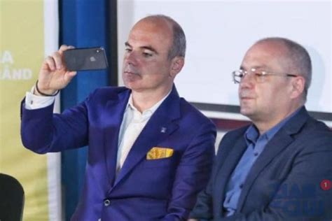 ce cota au la pariuri emil boc sau rares bogdan sa ajunga presedintele