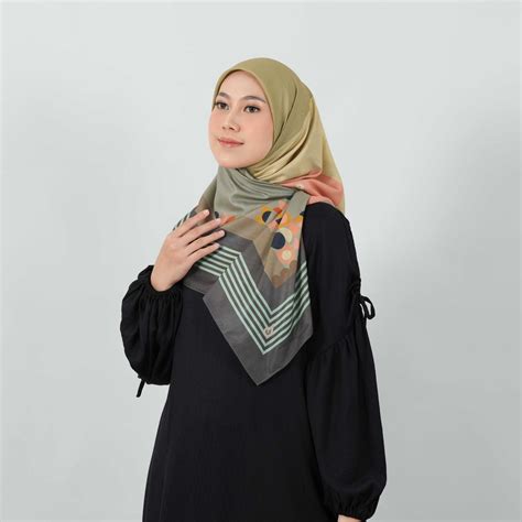 Jual Hijab Motif Segi Empat Deenay Ornelia Series Shopee Indonesia