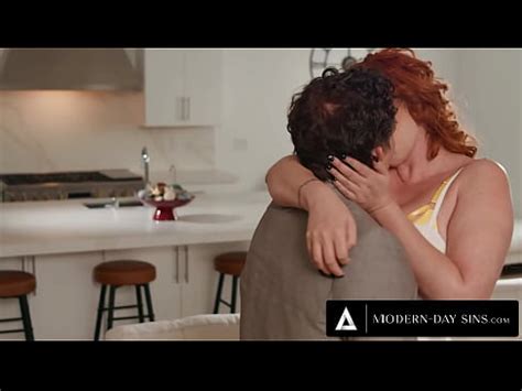 MODERN DAY SINS Pervert Therapist Is OBSESSED With Redhead MILF Lauren Phillips S Stunning