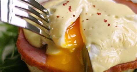 Perfectly Imperfect Amazing Eggs Benedict