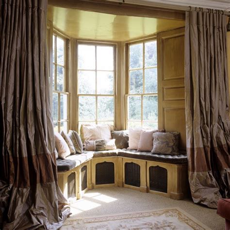 18 Bay Window Curtain And Shade Ideas To Brighten Up Your Space