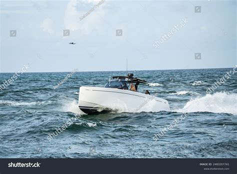 6 102 Cruise Ship Bikini Royalty Free Photos And Stock Images Shutterstock