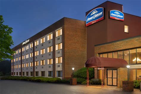 Howard Johnson by Wyndham South Portland | South Portland, ME Hotels