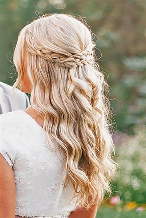 40 Popular Wedding Hairstyles For Brides Bridesmaids And Guests