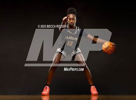 Photo 18 In The 2022 23 Maxpreps Female National Athlete Of The Year