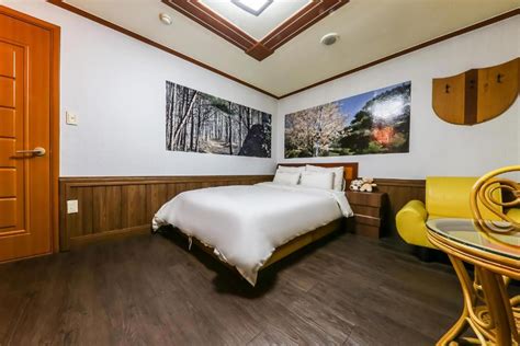 Pine Motel Boryeong Updated Prices 2025