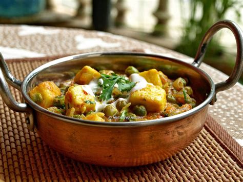 Paneer Matar Sabji Paneer And Green Peas Curry Vegetarian Recipes