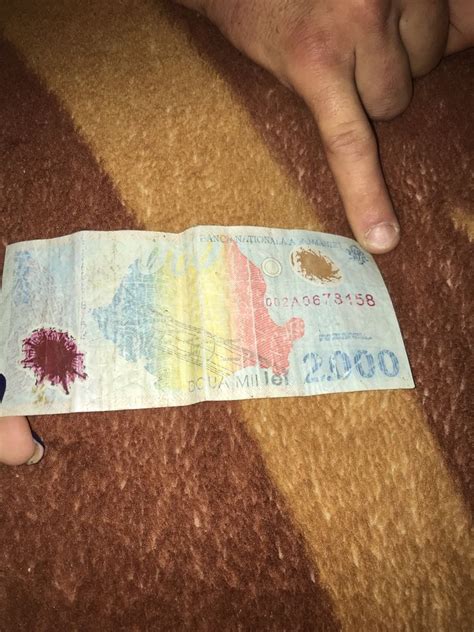 Bancnote De 2000 De Lei Vechi Si De 10000 De Lei Glod • Olxro
