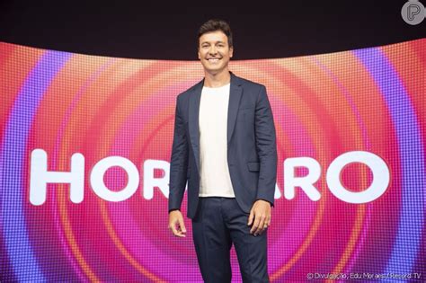 Rodrigo Faro Tem Sal Rio Reduzido Na Tv Record Purepeople