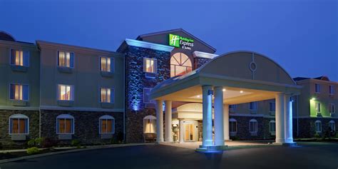 Hotel near Providence, RI in Swansea, MA | Holiday Inn Express & Suites