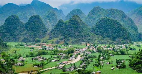 Ha Giang Travel Guide | Ha Giang Tourism - KAYAK