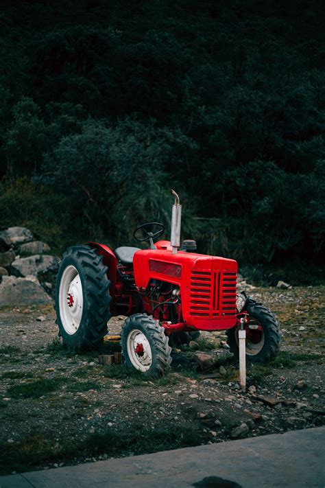 Old Tractor Photos, Download The BEST Free Old Tractor Stock Photos ...