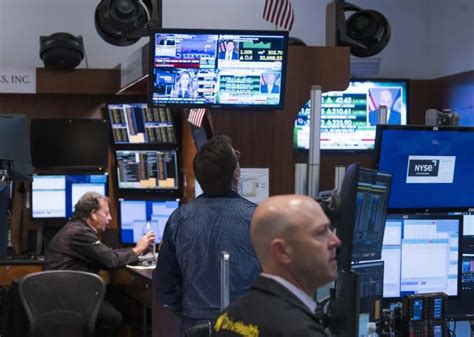 Wall Street Cierra En Rojo Y El Dow Jones Baja Un El Nuevo