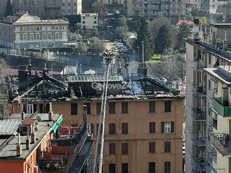 Incendio Di Via Piacenza Lavori Al Palo Dopo Pi Di Due Mesi Palazzo