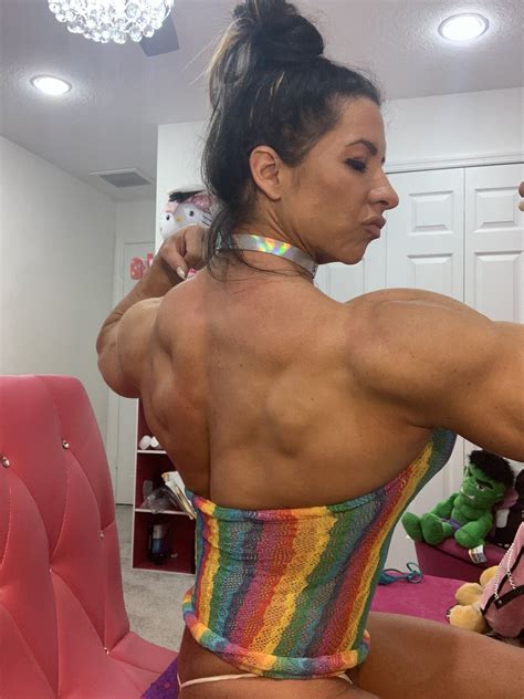 Naked Female Bodybuilder Fucks A Dildo Angela Salvagno Uploaded By