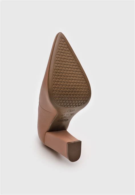 Scarpin Via Uno Liso Nude Compre Agora Dafiti Brasil