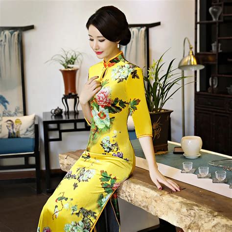 Long Lady Elegant Half Sleeve Qipao Mandarin Collar Flower Traditional