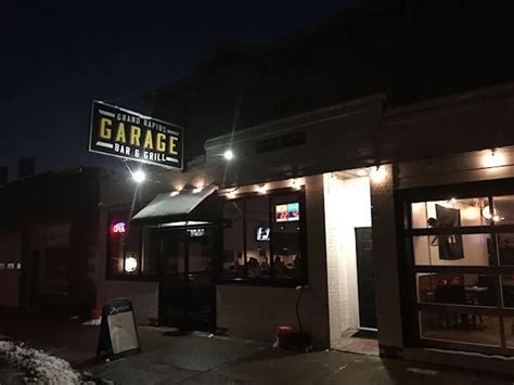 Garage Bar & Grill | SW Michigan Dining