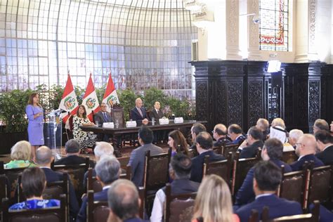 Presidenta Dina Boluarte participa en apertura de año de actividades