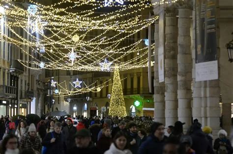 Le luminarie in centro città Giornale di Brescia