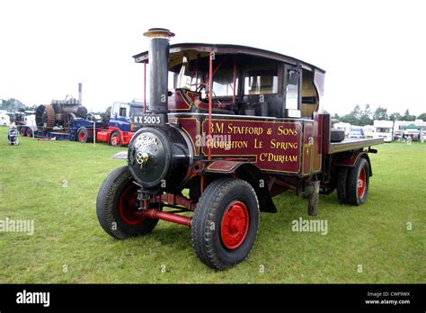 Steam Traction Engine Foden Hi Res Stock Photography And Images Alamy