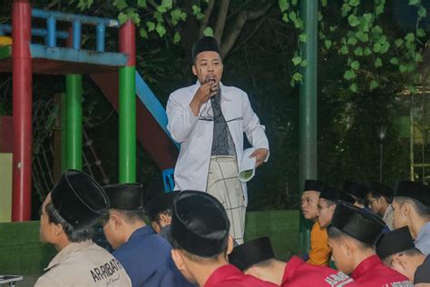 Amalkan Membaca Kali Sholawat Jika Ingin Bertemu Rasulullah Saw