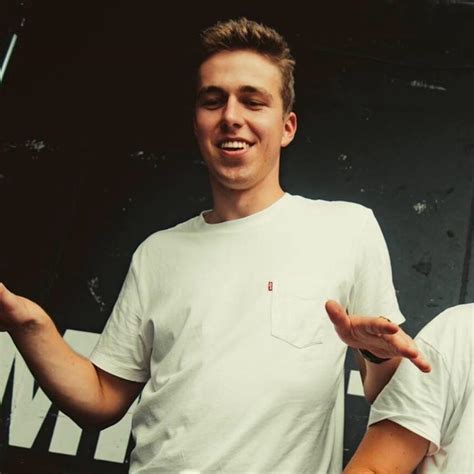 JNS Concerts & Live Tour Dates: 2024-2025 Tickets | Bandsintown