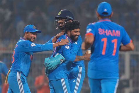 Mens Odi Wc Ravindra Jadejas 5 33 Haul Helps India Beat South Africa