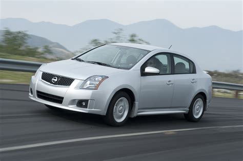 2009 Nissan Sentra Hd Pictures