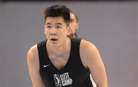 中国德比！郭昊文nba夏联首秀轰9分，张镇麟空接被犯规险受伤pp视频体育频道