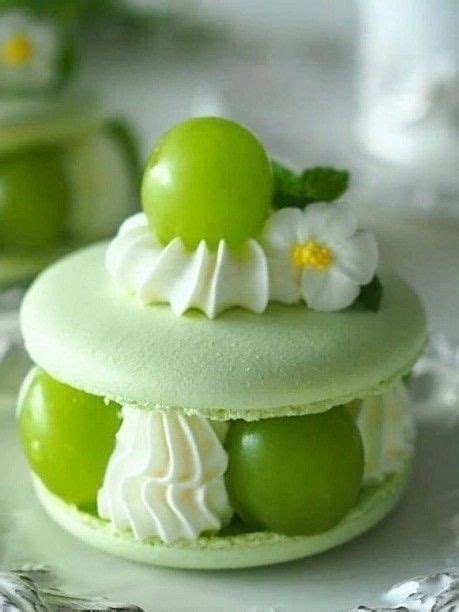 Pin by Анжелика Щедрина on Сладкой жизни | Delicious desserts, Fancy ...