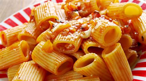 Rigatoni Con La Pajata La Ricetta