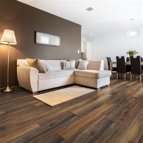 Harbour Oak Exquisite Plus 8mm Laminate Leader Floors