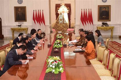 Chinese Vice Premier Meets With Indonesian President In Jakarta Embassy Of The People S Republic