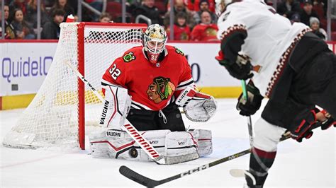 10 Observations Alex Stalock Blackhawks Shut Out Coyotes Without Patrick Kane Nbc Chicago