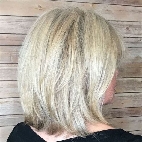 Medium Layered Ash Blonde Hairstyle Cool Hairstyles Medium Length Hair Styles Over