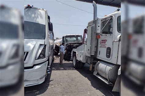 Pipa Se Impacta Contra Un Autob S De La Ruta Hay Tres Lesionados